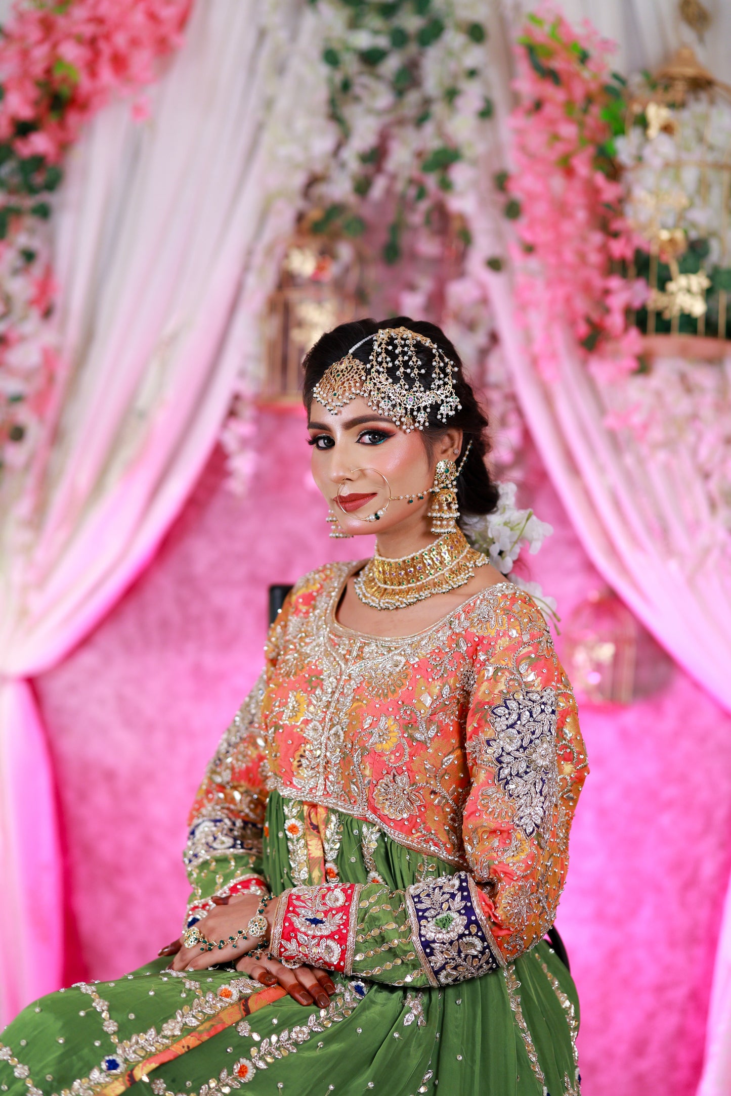 Ada-e-Begum Peshwas Lehenga